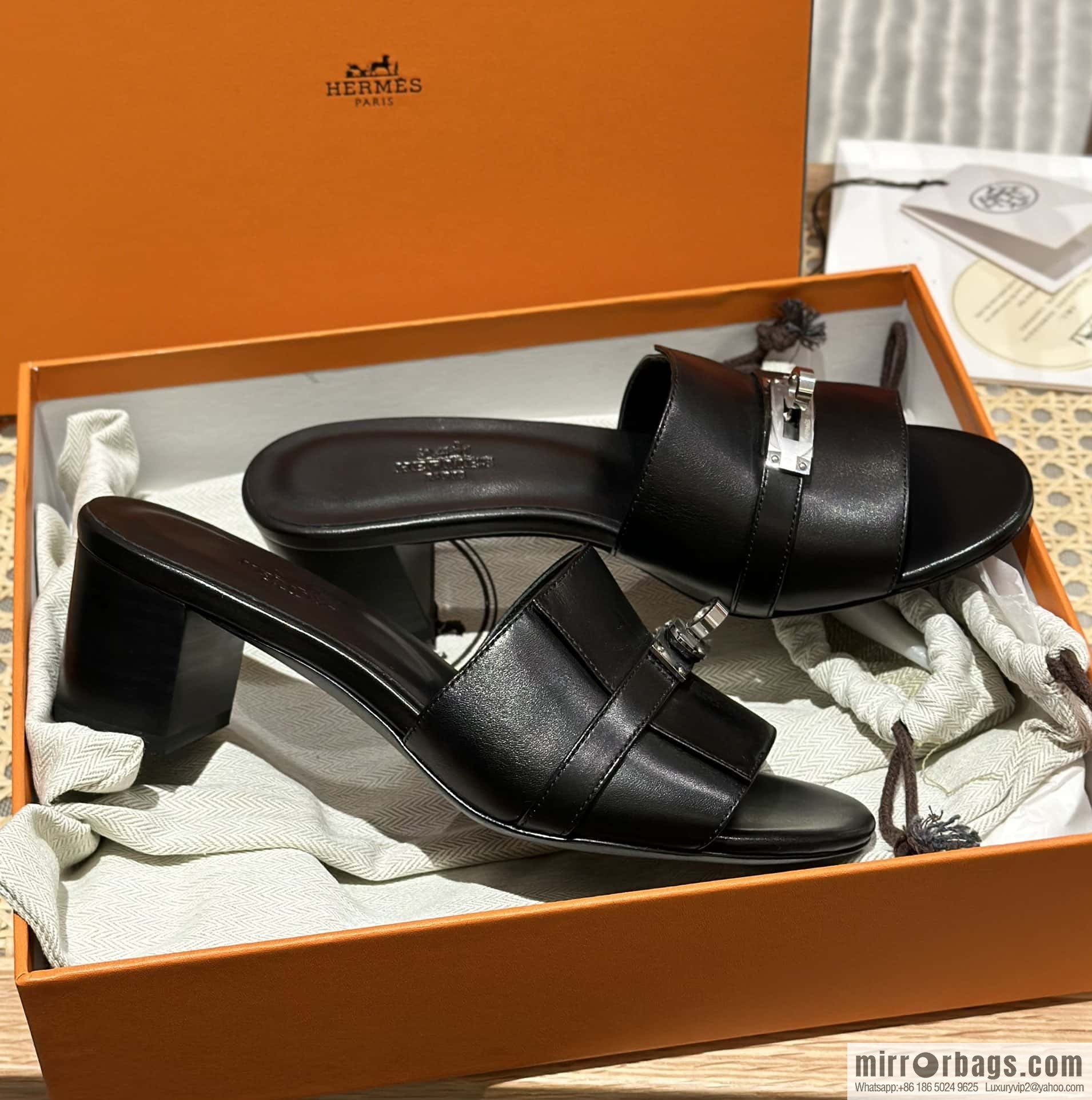 Hermès 2023 latest Kelly buckle heels