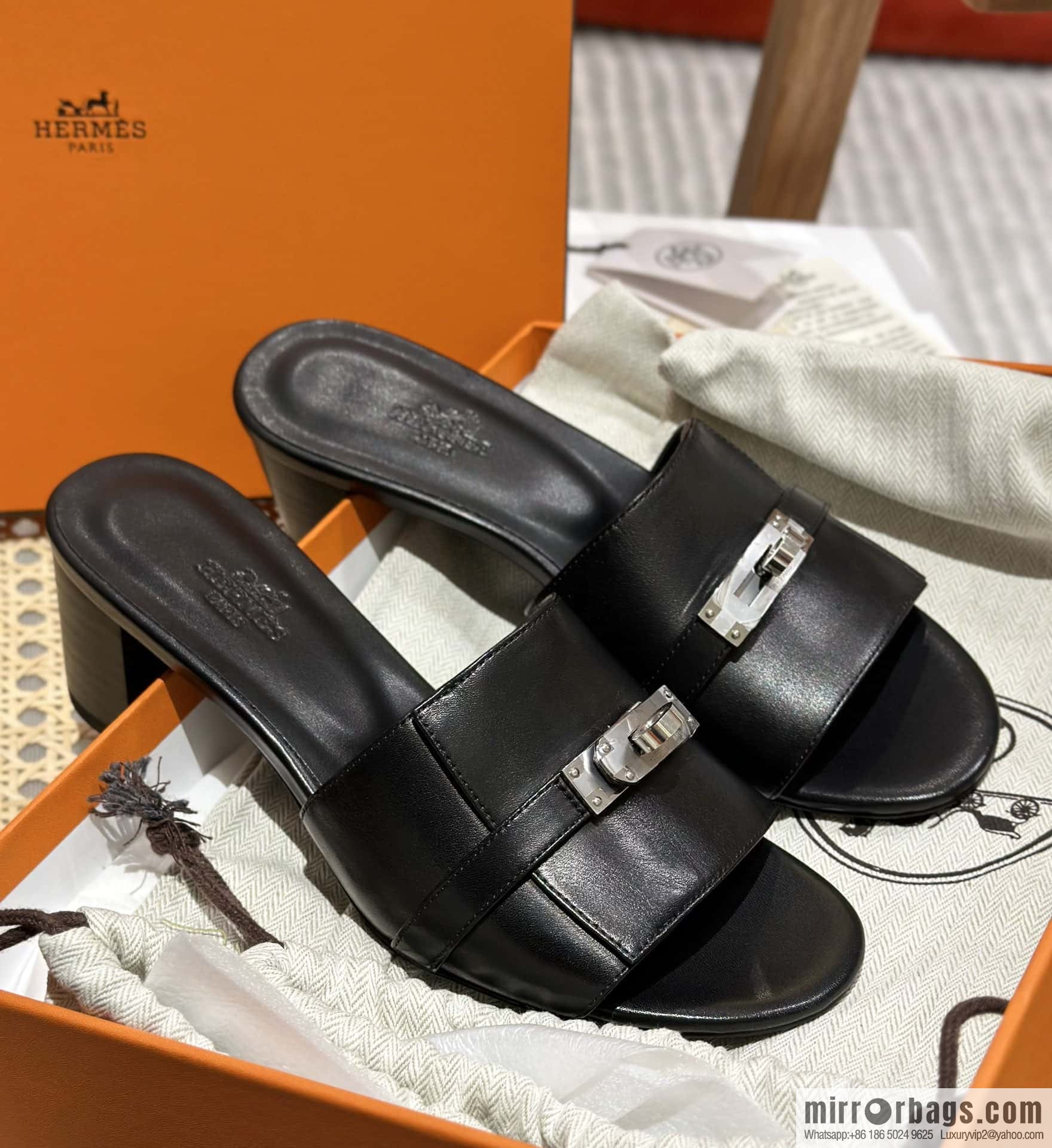Hermès 2023 latest Kelly buckle heels