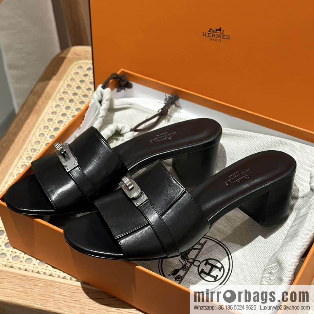 Hermès 2023 latest Kelly buckle heels
