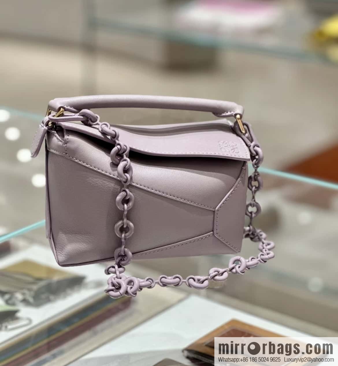 LOEWE puzzle geometric bag 18cm taro purple 0680