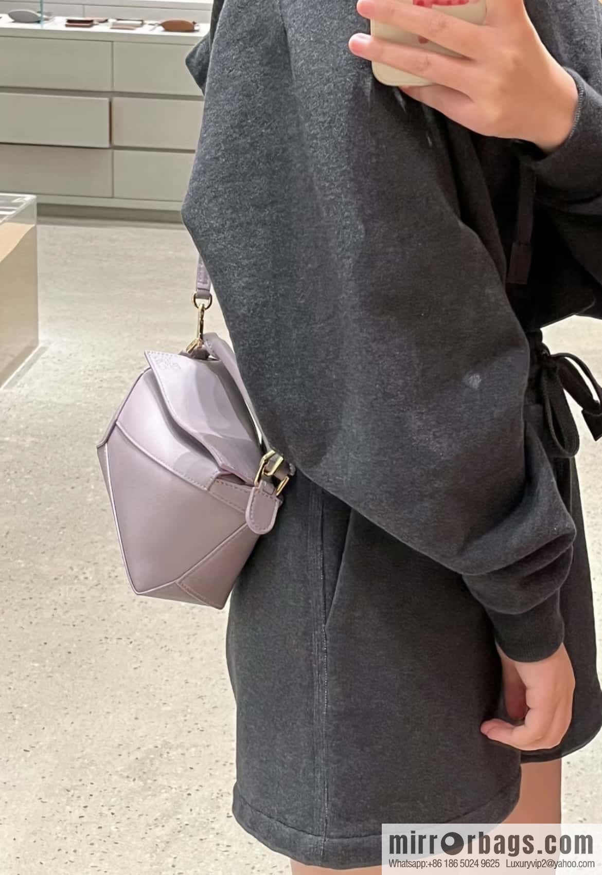 LOEWE puzzle geometric bag 18cm taro purple 0680