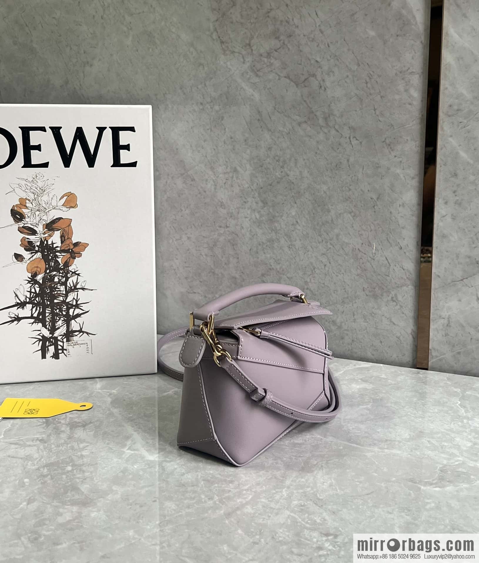 LOEWE puzzle geometric bag 18cm taro purple 0680