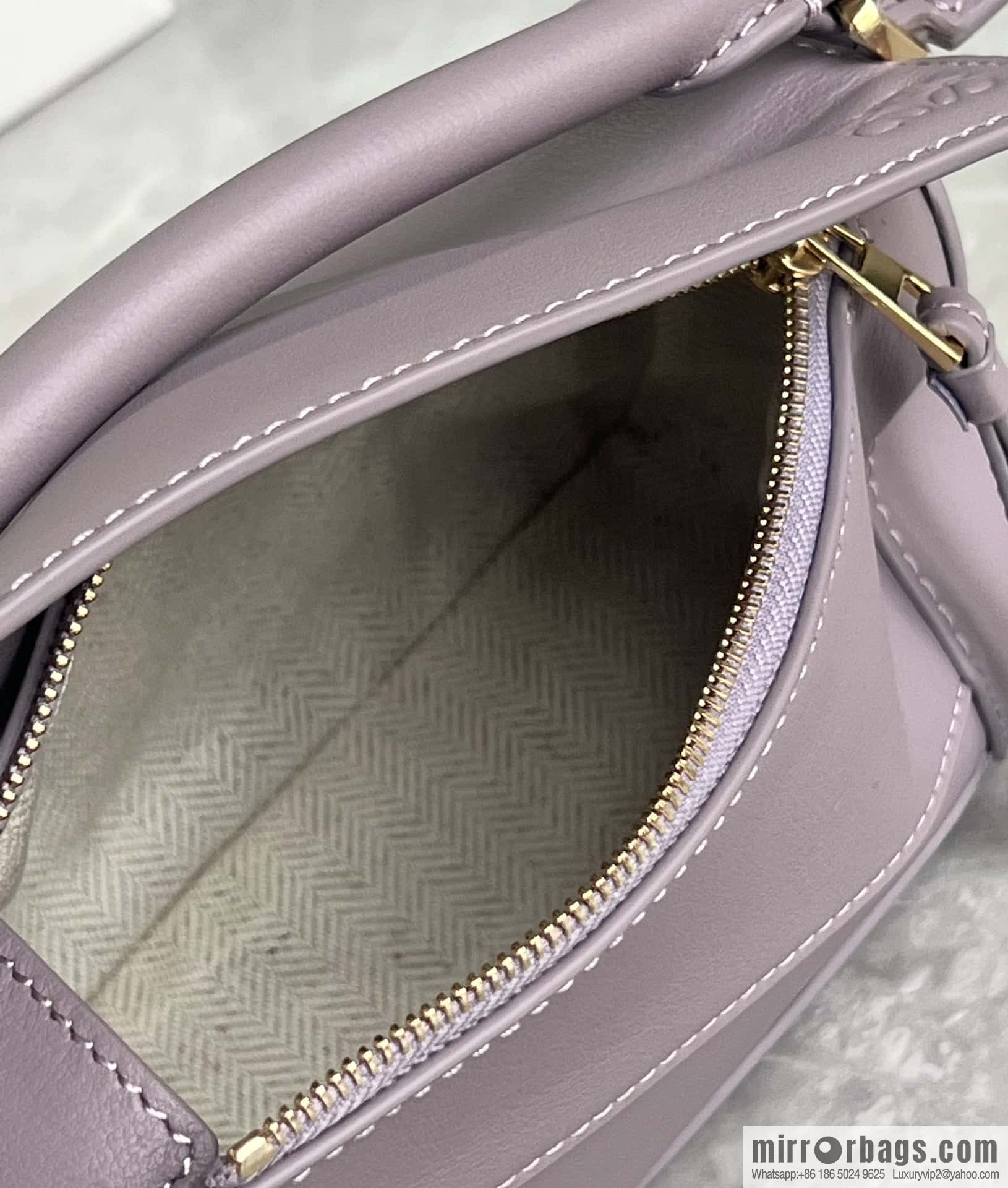 LOEWE puzzle geometric bag 18cm taro purple 0680