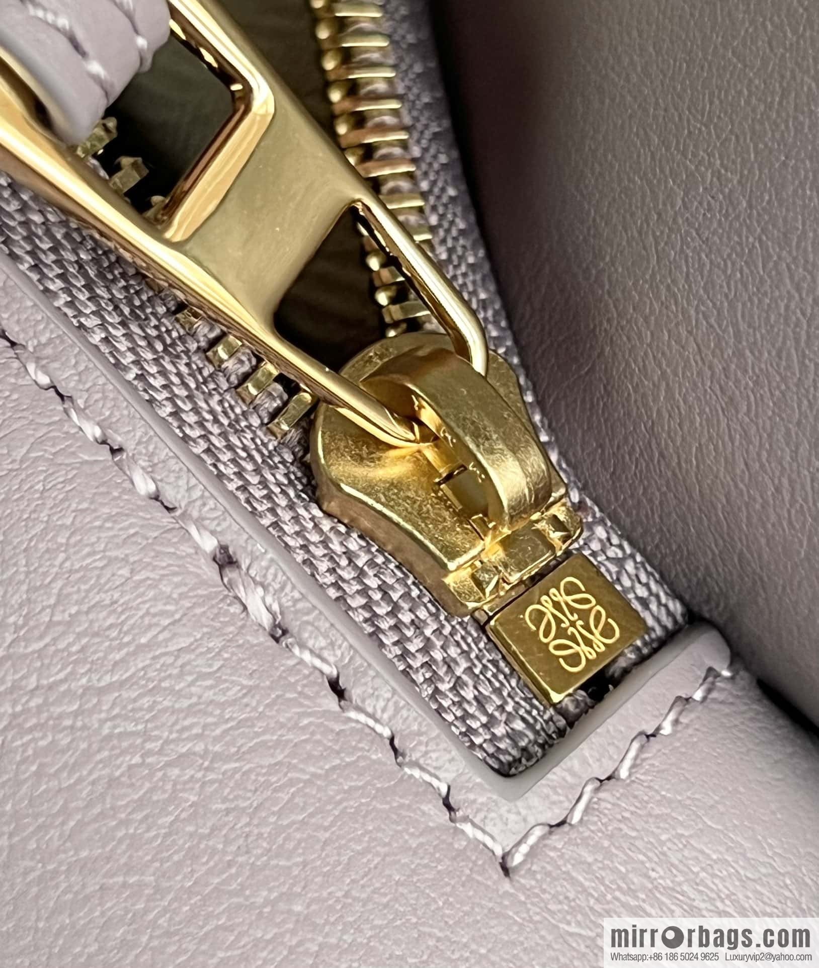 LOEWE puzzle geometric bag 24cm taro purple 0681