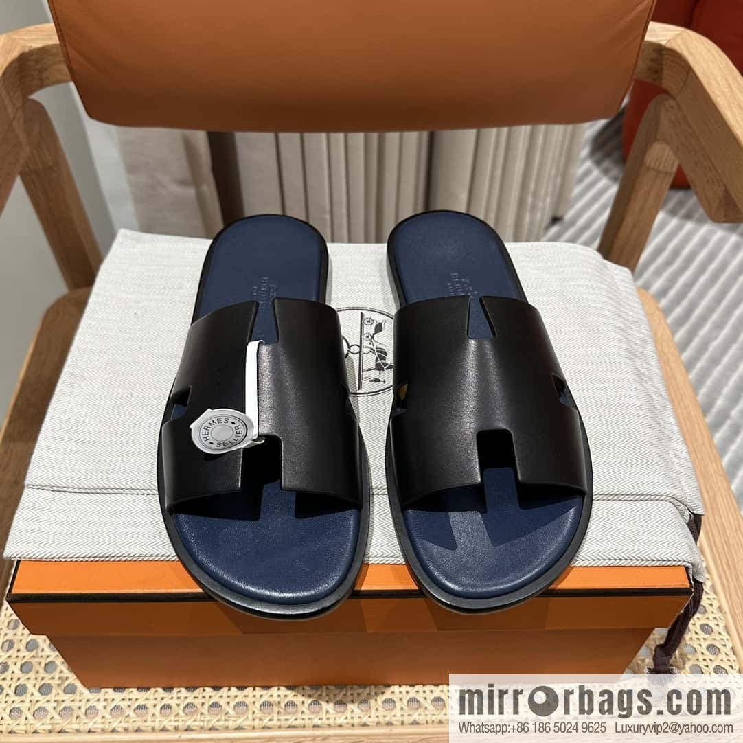Hermès men's plain-weave slippers