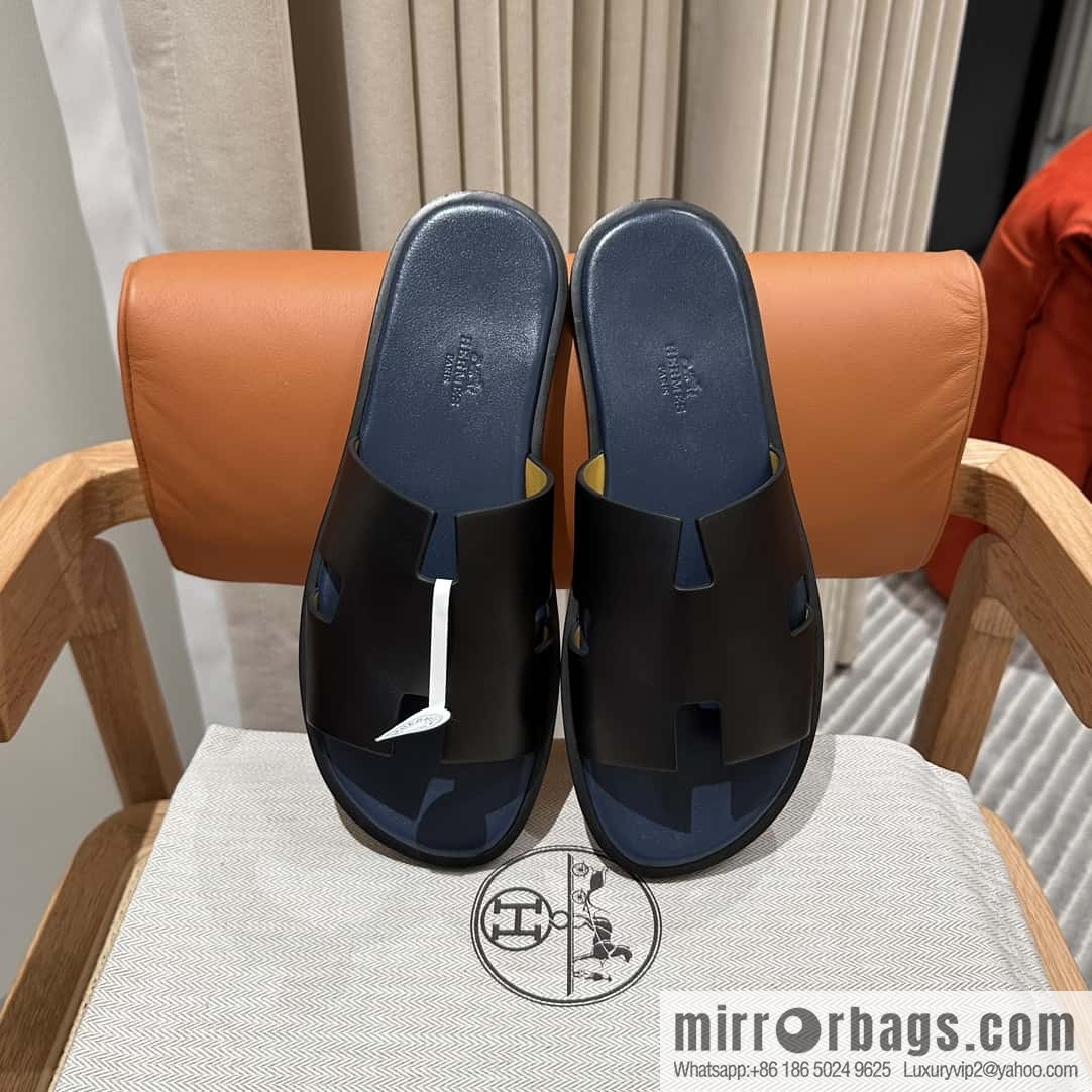 Hermès men's plain-weave slippers
