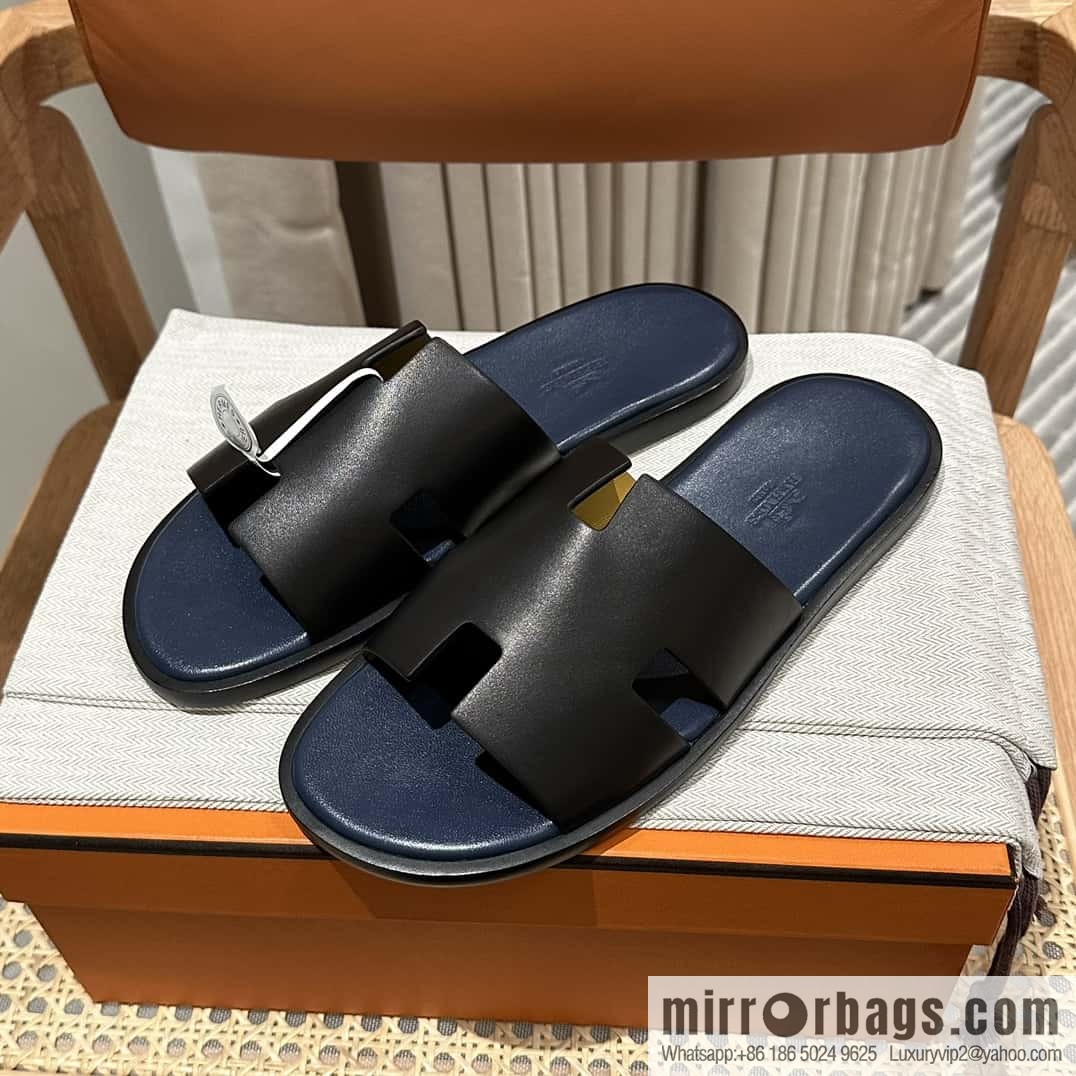 Hermès men's plain-weave slippers