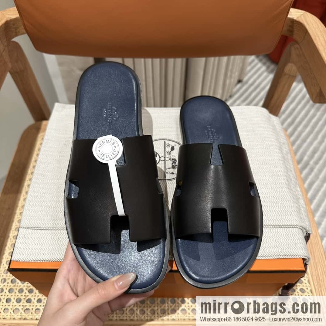 Hermès men's plain-weave slippers