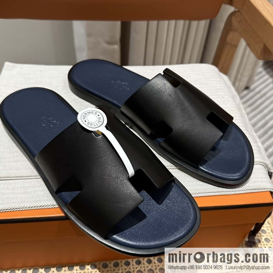Hermès men's plain-weave slippers