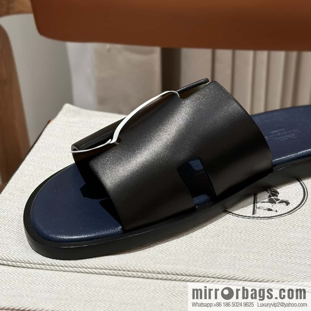 Hermès men's plain-weave slippers