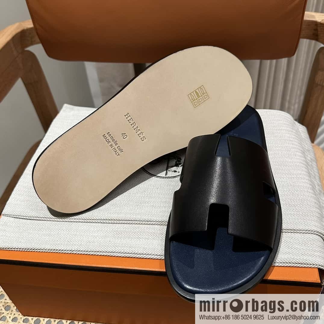 Hermès men's plain-weave slippers