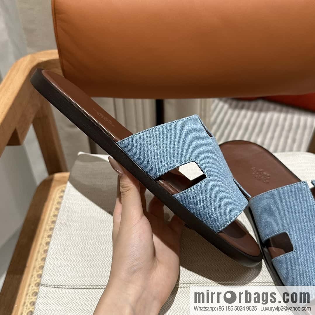 Hermès Men's Slippers