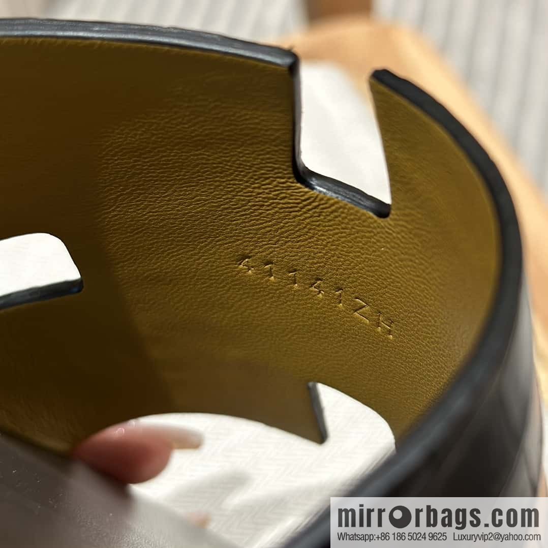 Hermès crocodile leather H family male god slippers
