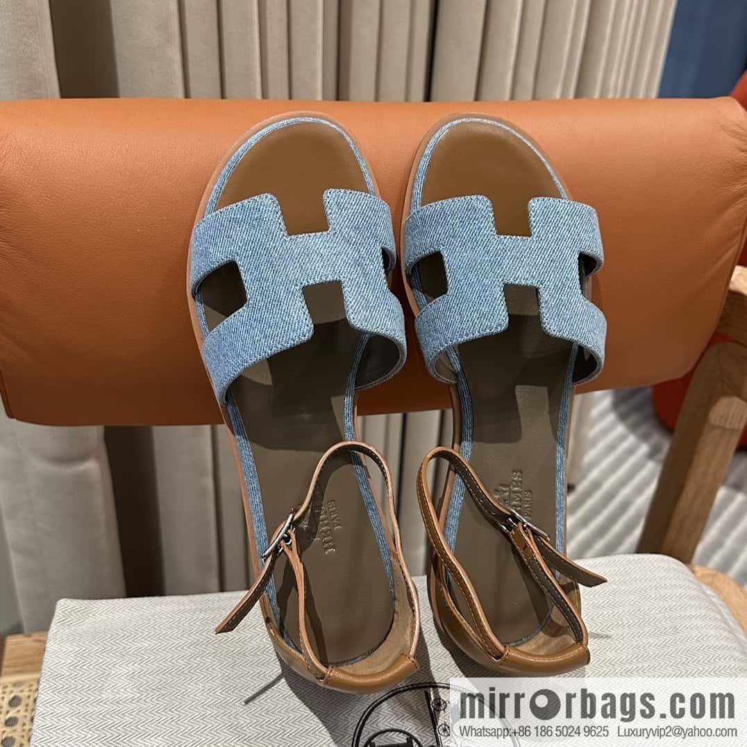 Hermès mouth Italian cowhide, new small sandals