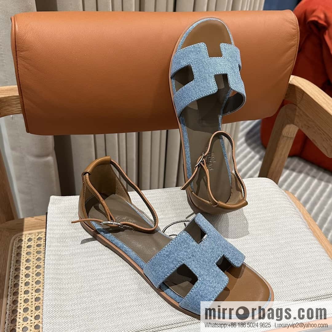 Hermès mouth Italian cowhide, new small sandals