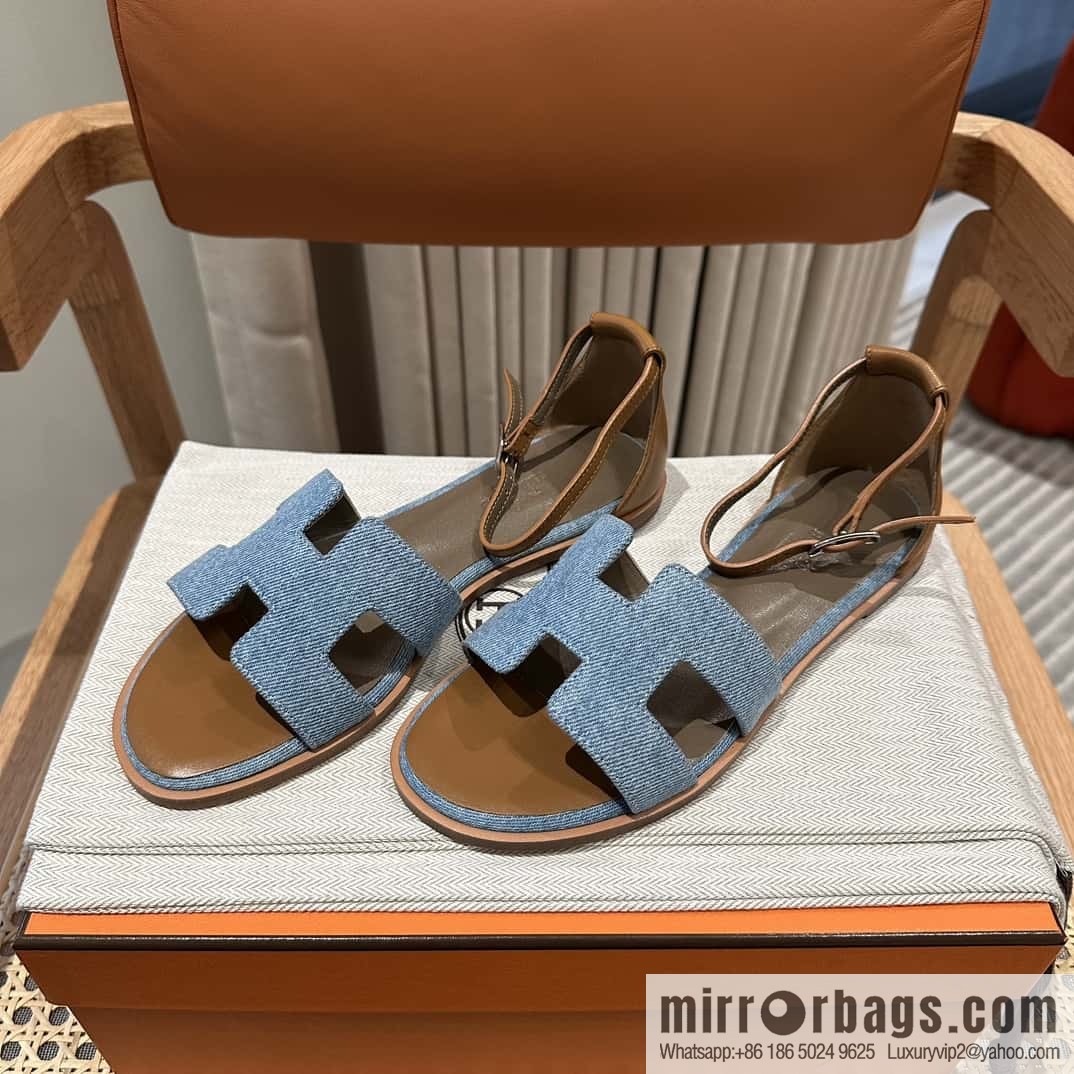 Hermès mouth Italian cowhide, new small sandals