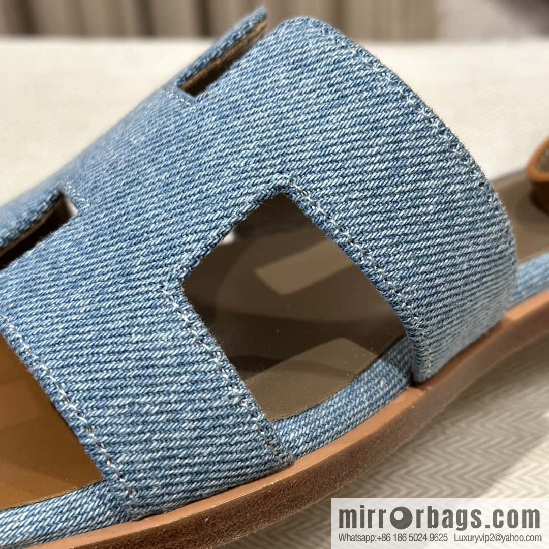 Hermès mouth Italian cowhide, new small sandals