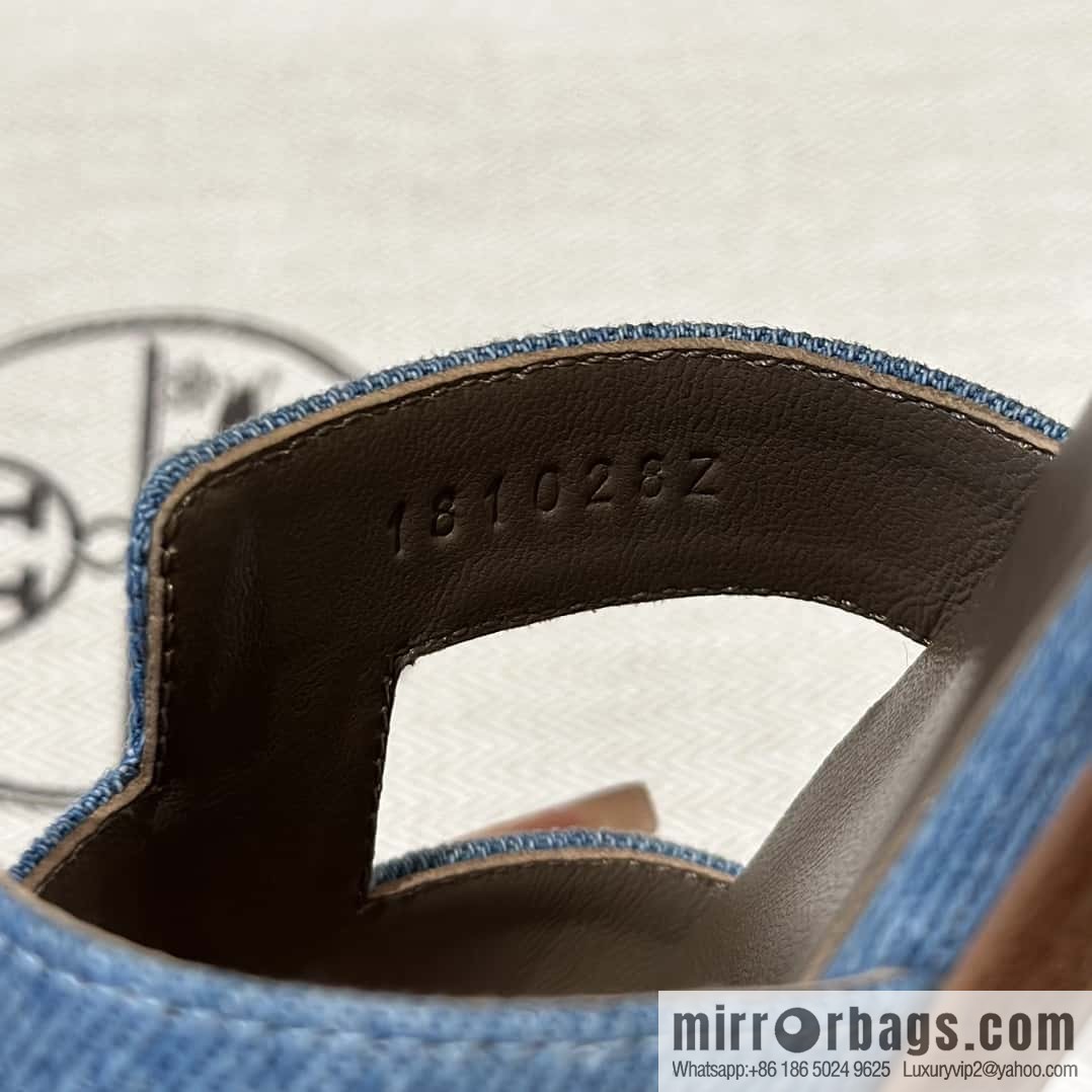 Hermès mouth Italian cowhide, new small sandals