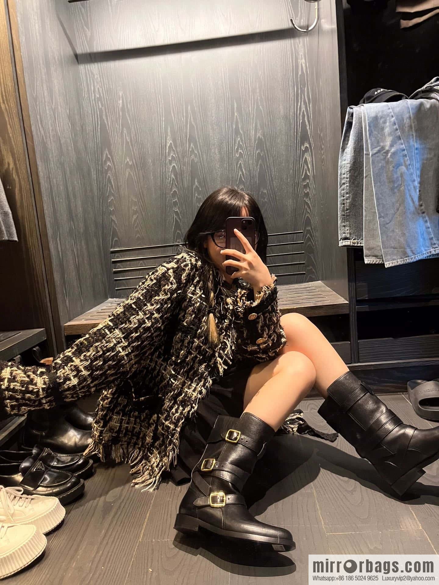 CELINE Vegetable Tanned Cow Leather Medium Tube Lace-Up Locomotive Boots