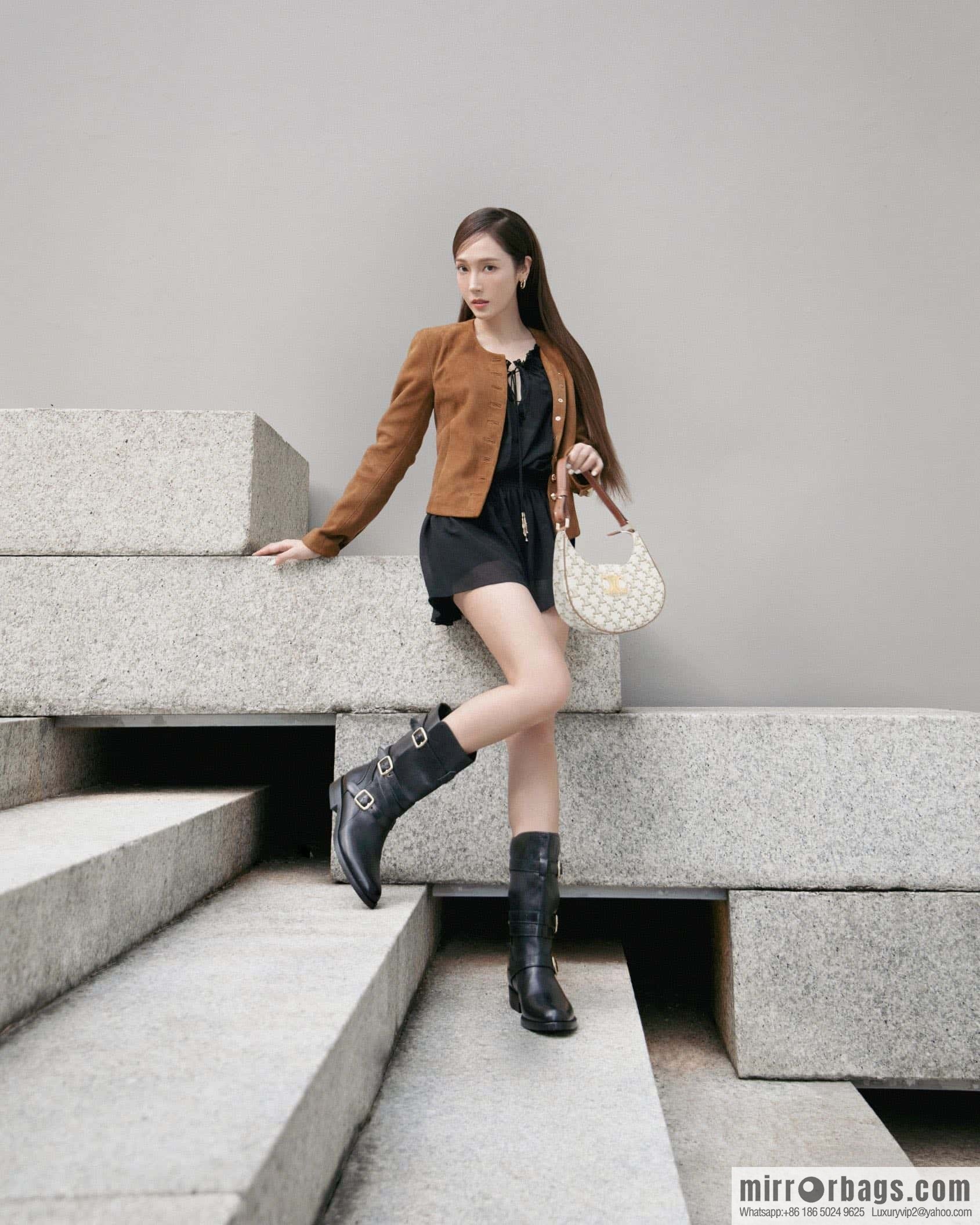 CELINE Vegetable Tanned Cow Leather Medium Tube Lace-Up Locomotive Boots