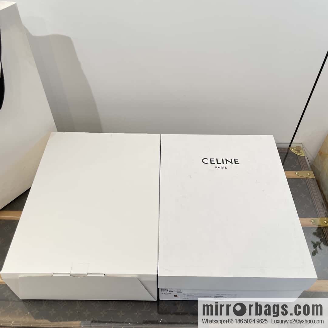 CELINE Vegetable Tanned Cow Leather Medium Tube Lace-Up Locomotive Boots