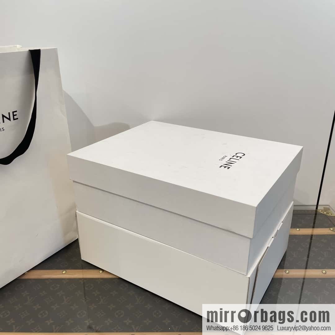 CELINE Vegetable Tanned Cow Leather Medium Tube Lace-Up Locomotive Boots