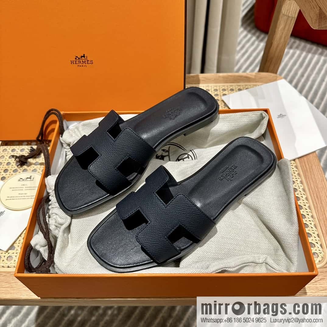 Hermès leather outsole H slippers, black