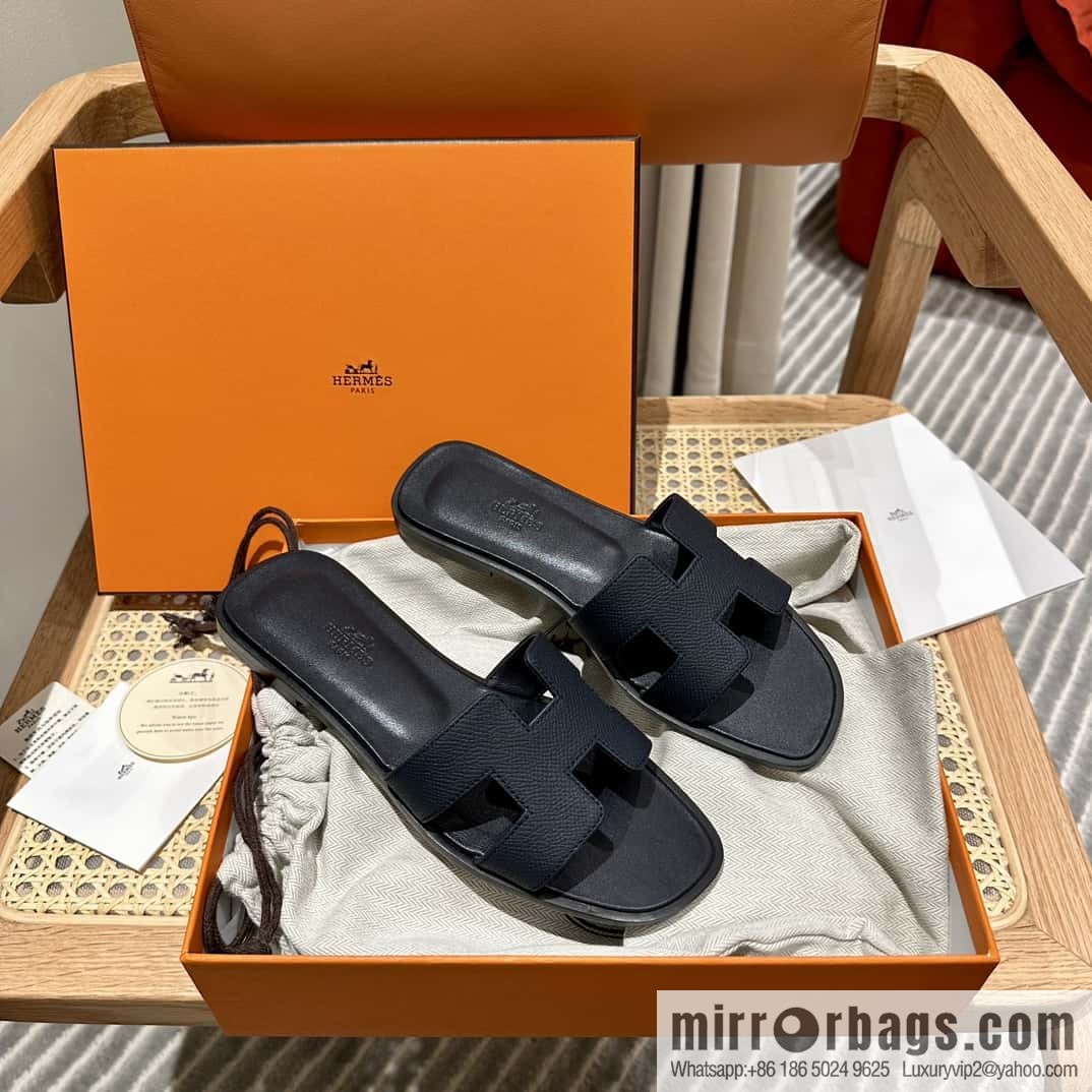 Hermès leather outsole H slippers, black