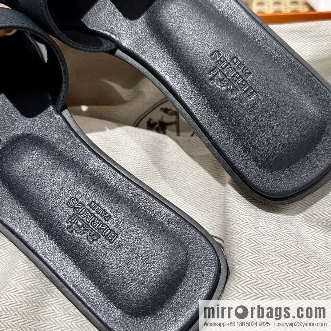 Hermès leather outsole H slippers, black