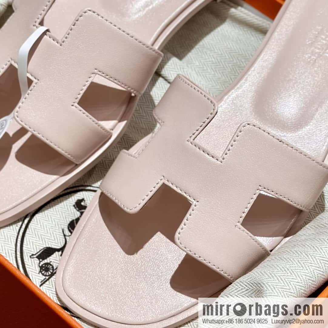 Hermès leather outsole H slippers, pink.