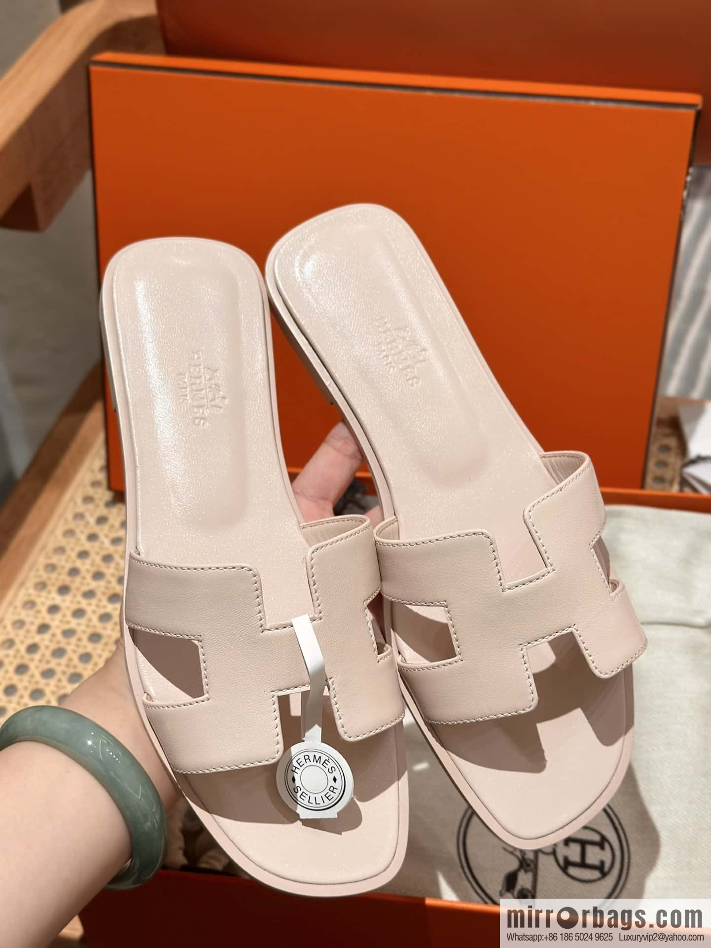 Hermès leather outsole H slippers, pink.