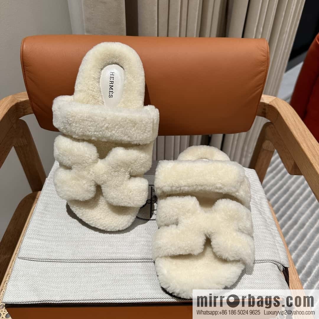 Hermès plush second uncle shoes Chypre sandals