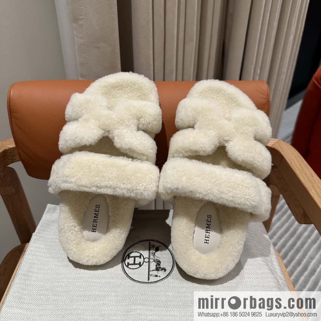 Hermès plush second uncle shoes Chypre sandals