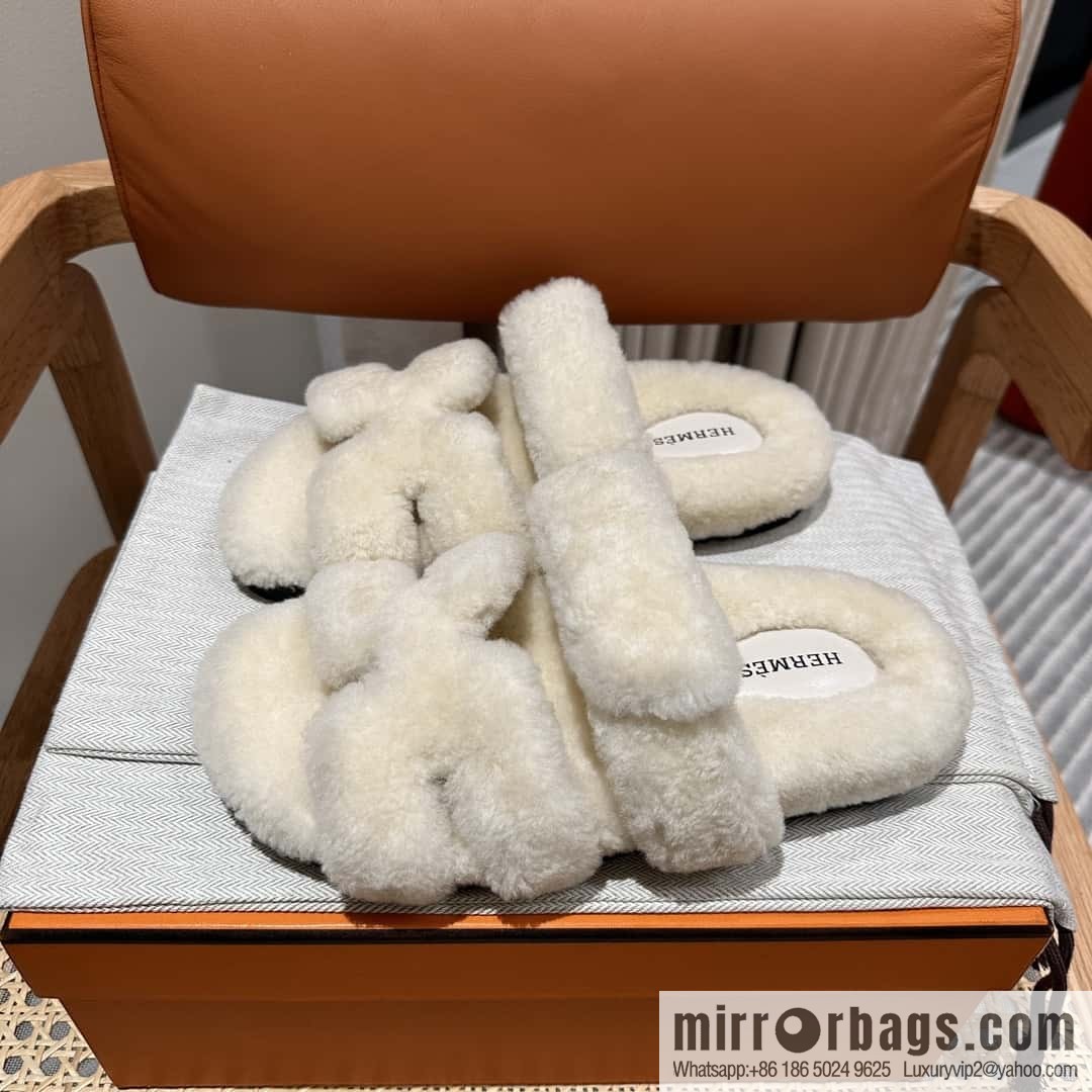 Hermès plush second uncle shoes Chypre sandals