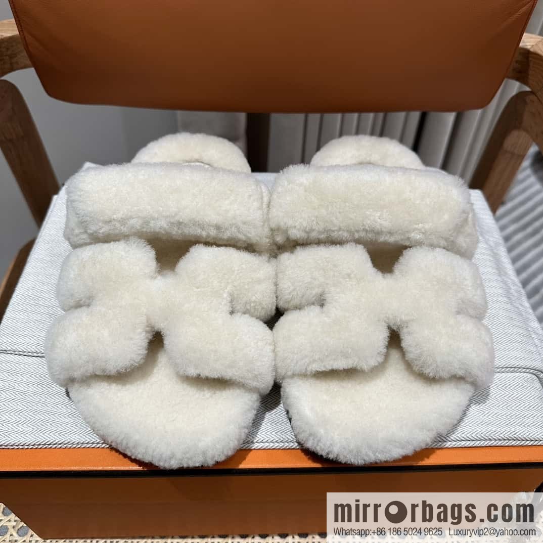 Hermès plush second uncle shoes Chypre sandals