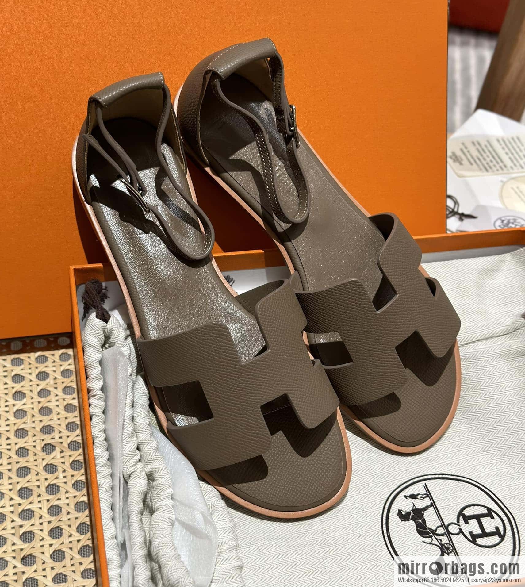 Hermès imported Italian cowhide, new small sandals