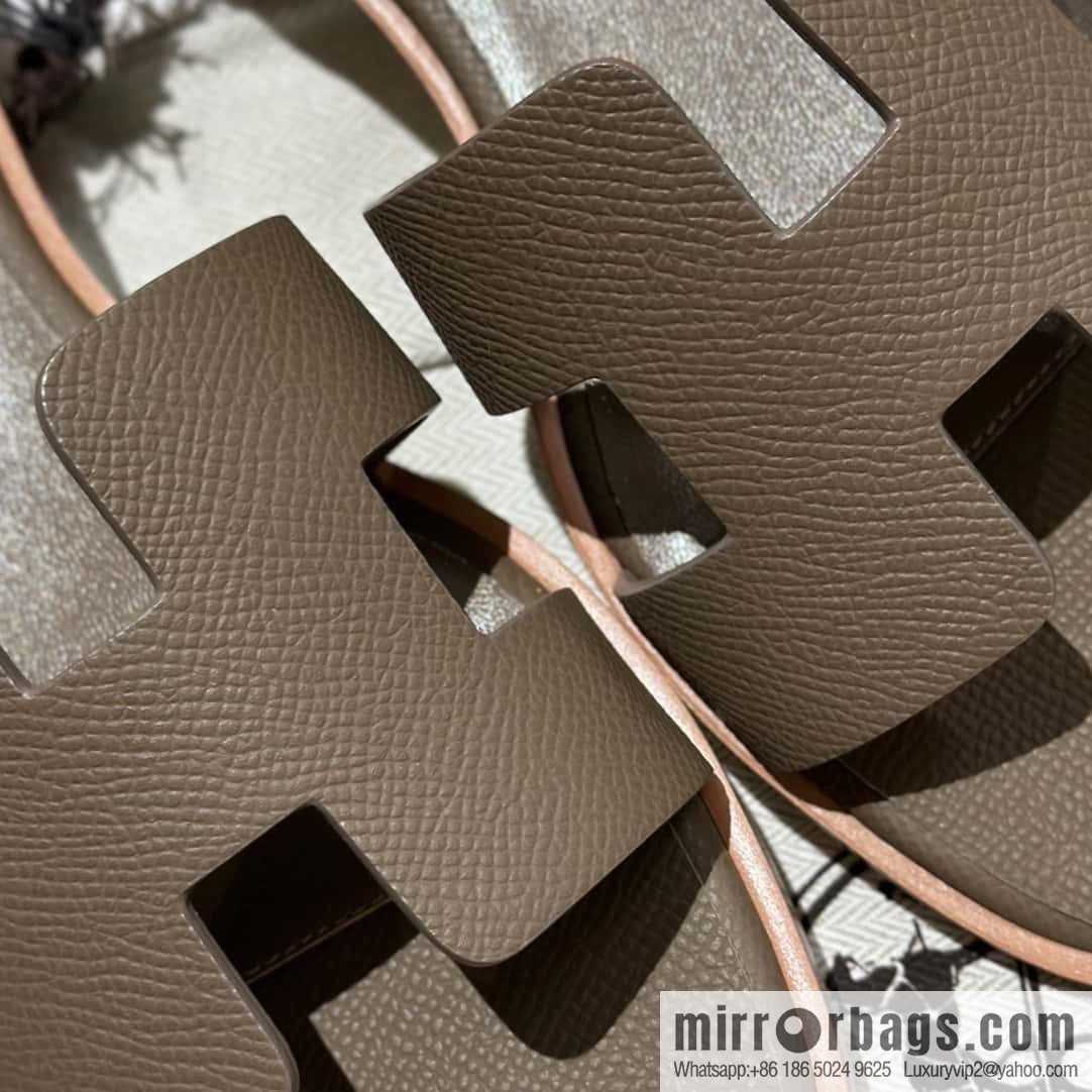 Hermès imported Italian cowhide, new small sandals
