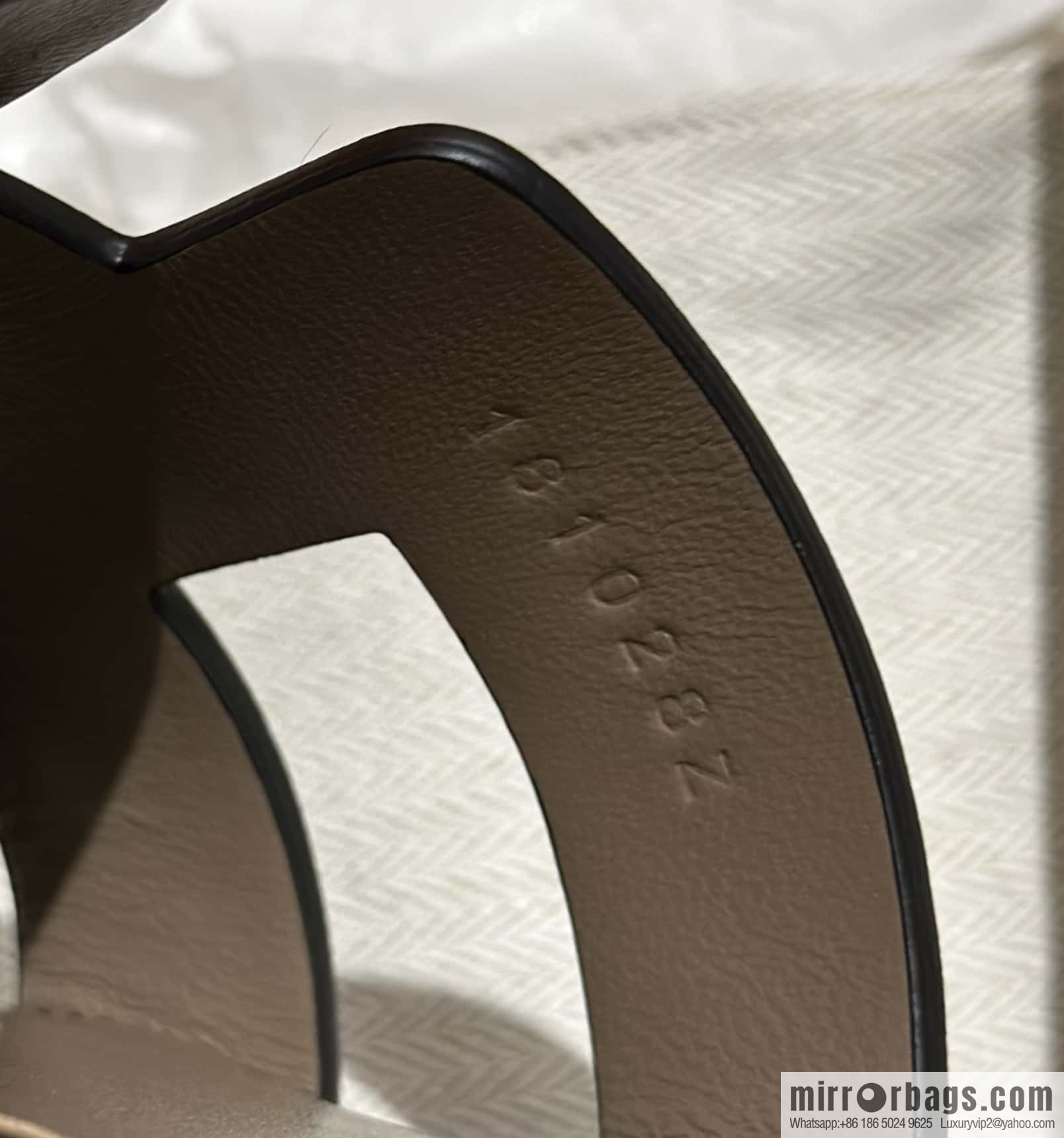 Hermès imported Italian cowhide, new small sandals