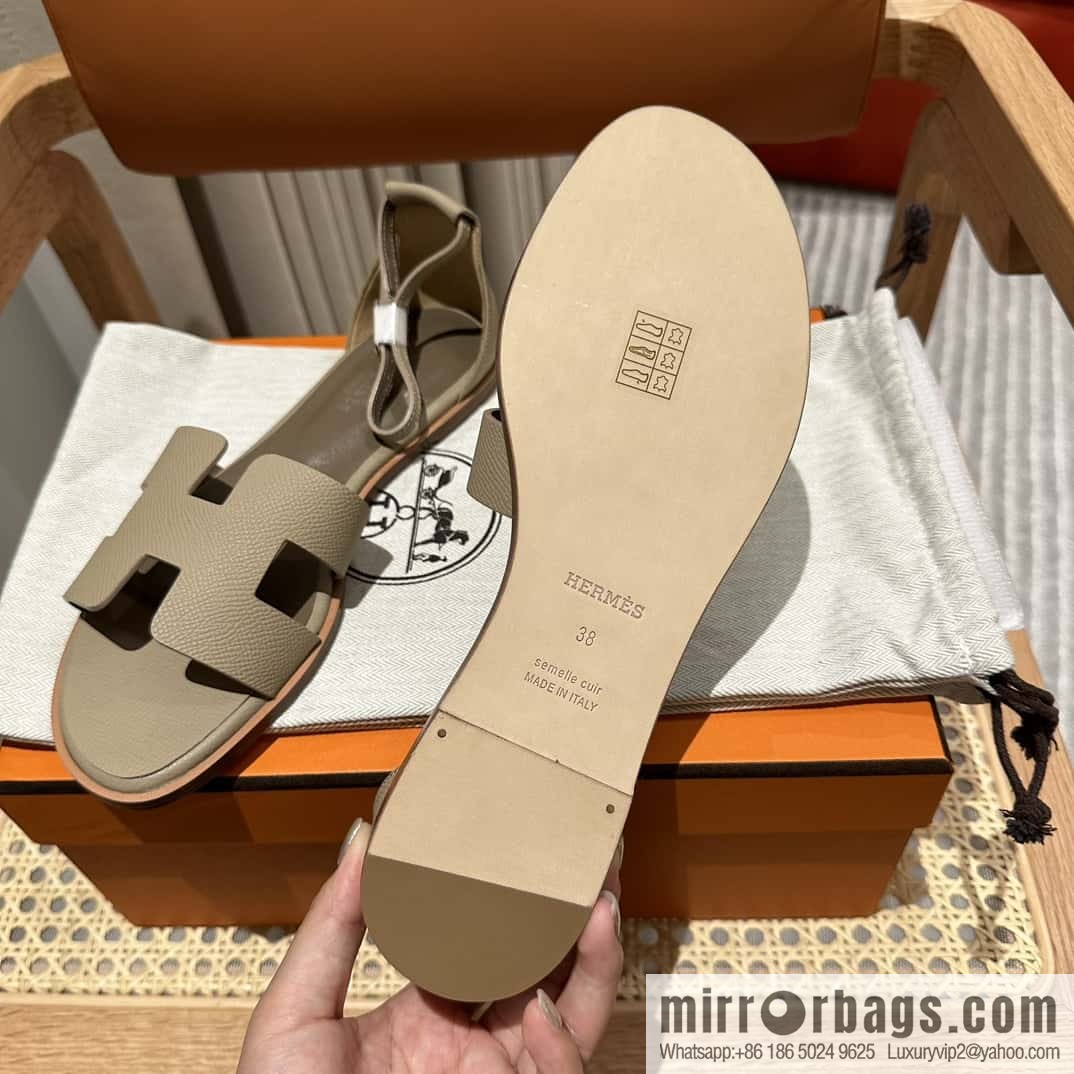 Hermès imported Italian cowhide, new small sandals