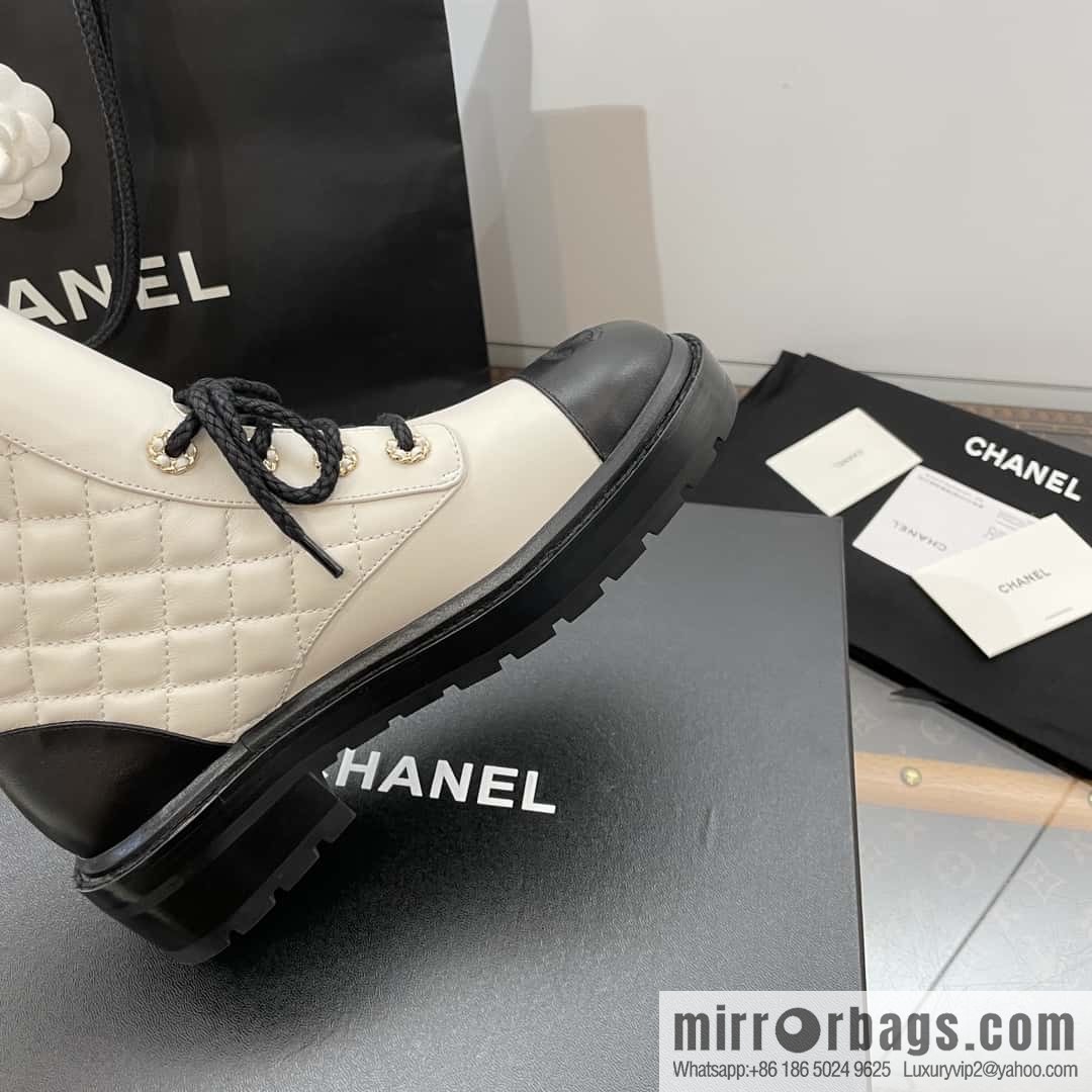 CHANEL Xiaoxiang autumn and winter classic diamond Martin boots
