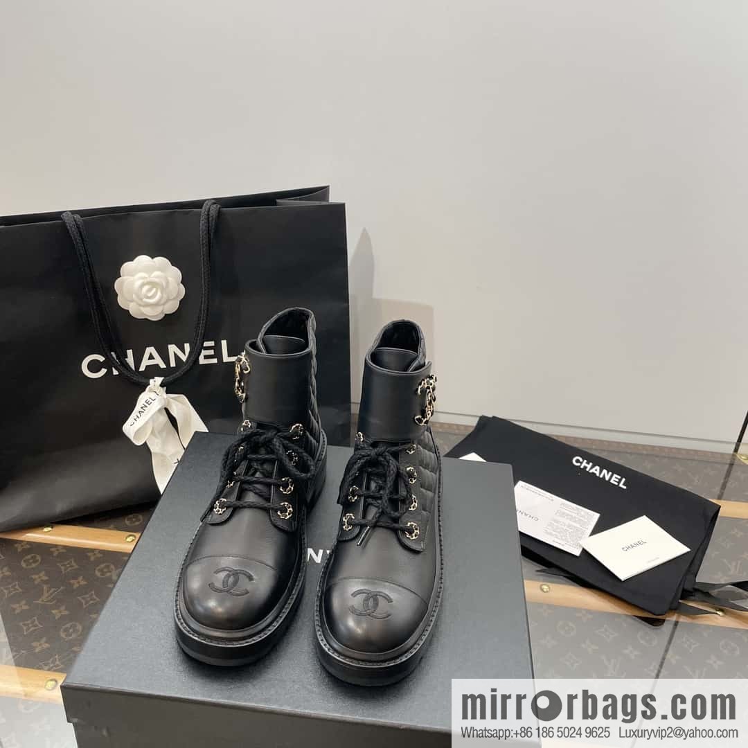 CHANEL Xiaoxiang autumn and winter classic diamond Martin boots