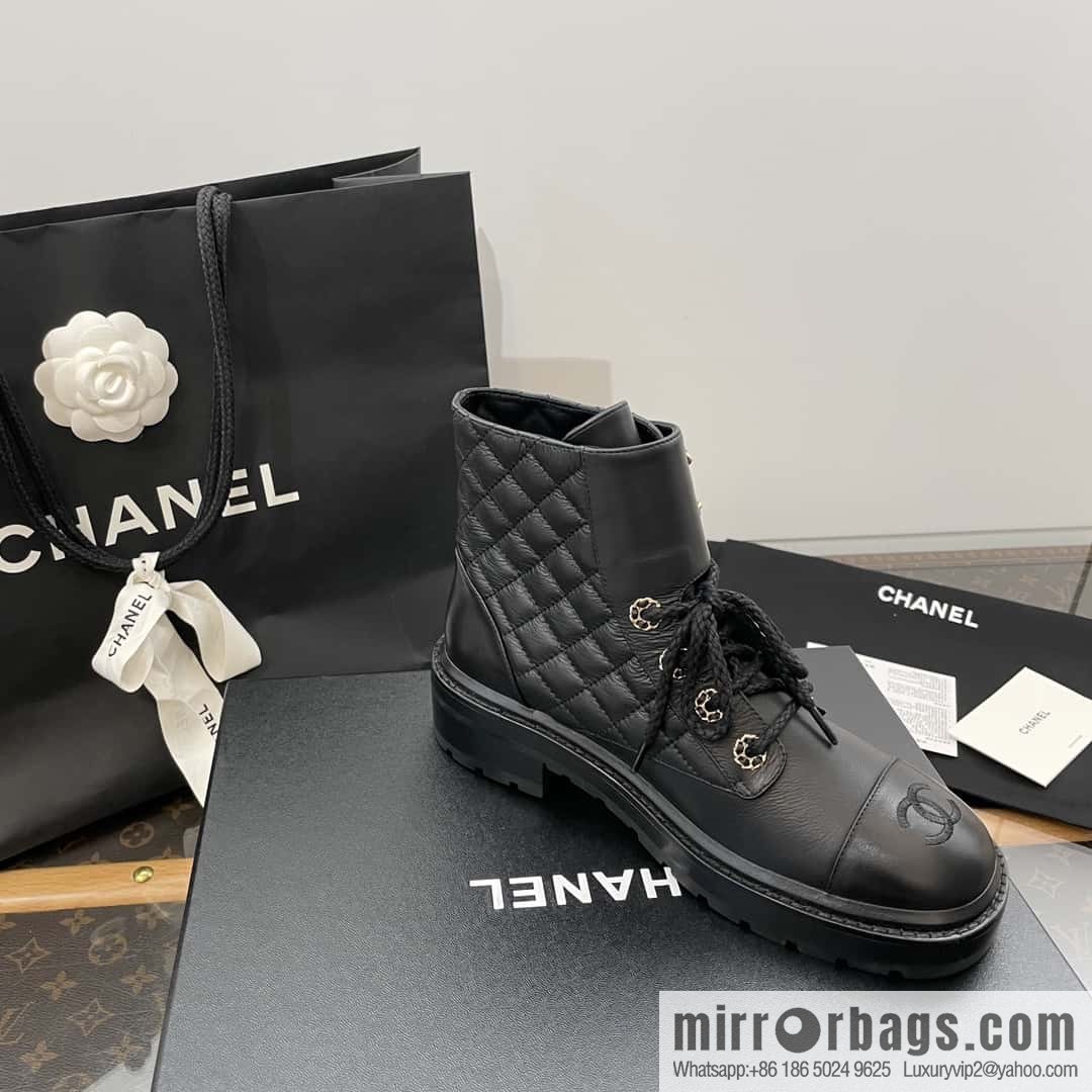 CHANEL Xiaoxiang autumn and winter classic diamond Martin boots