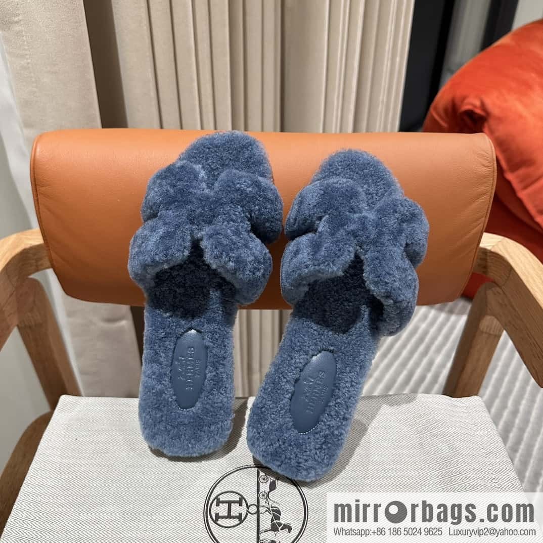 Hermès Lamb Fur H Slippers