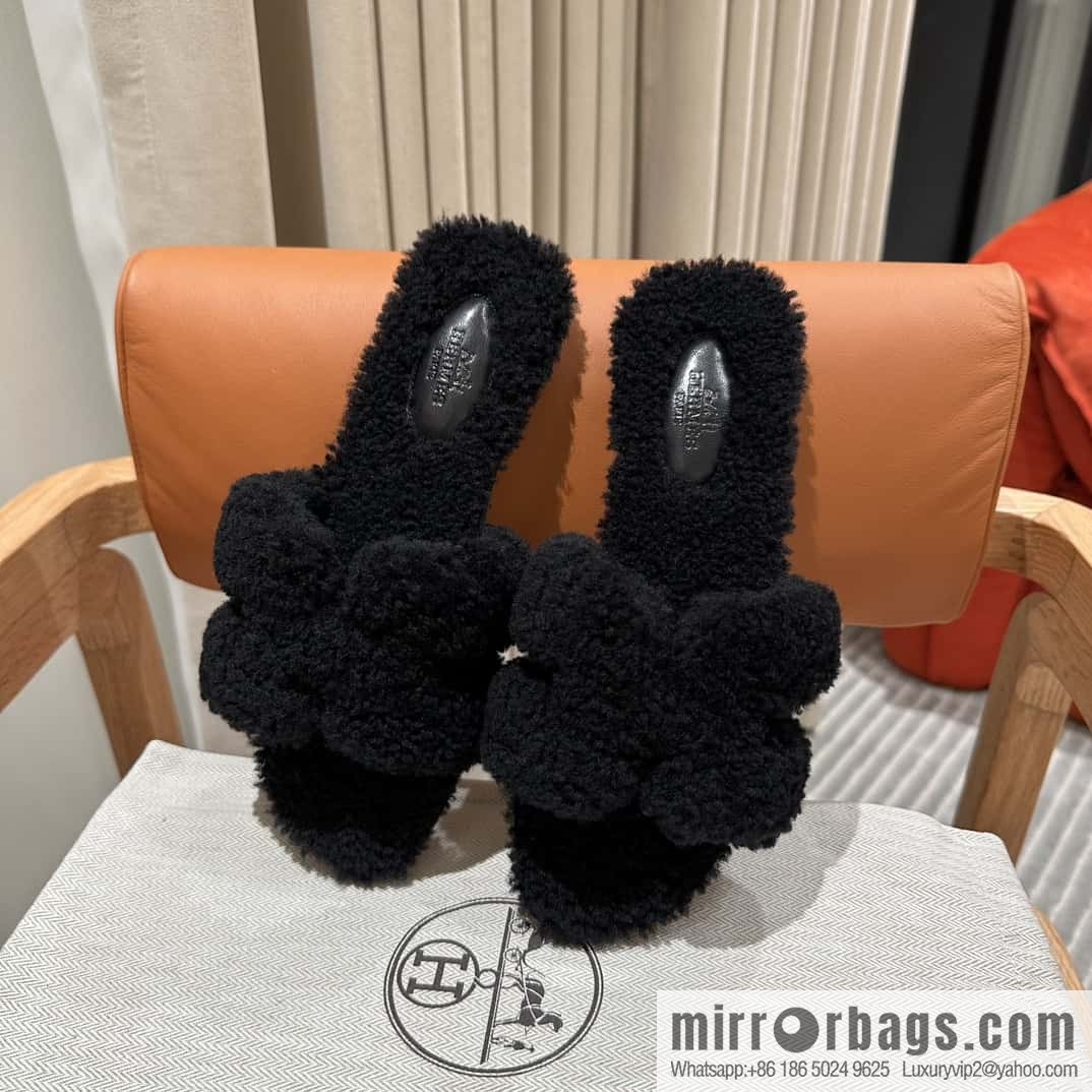 Hermès Lamb Fur H Slippers