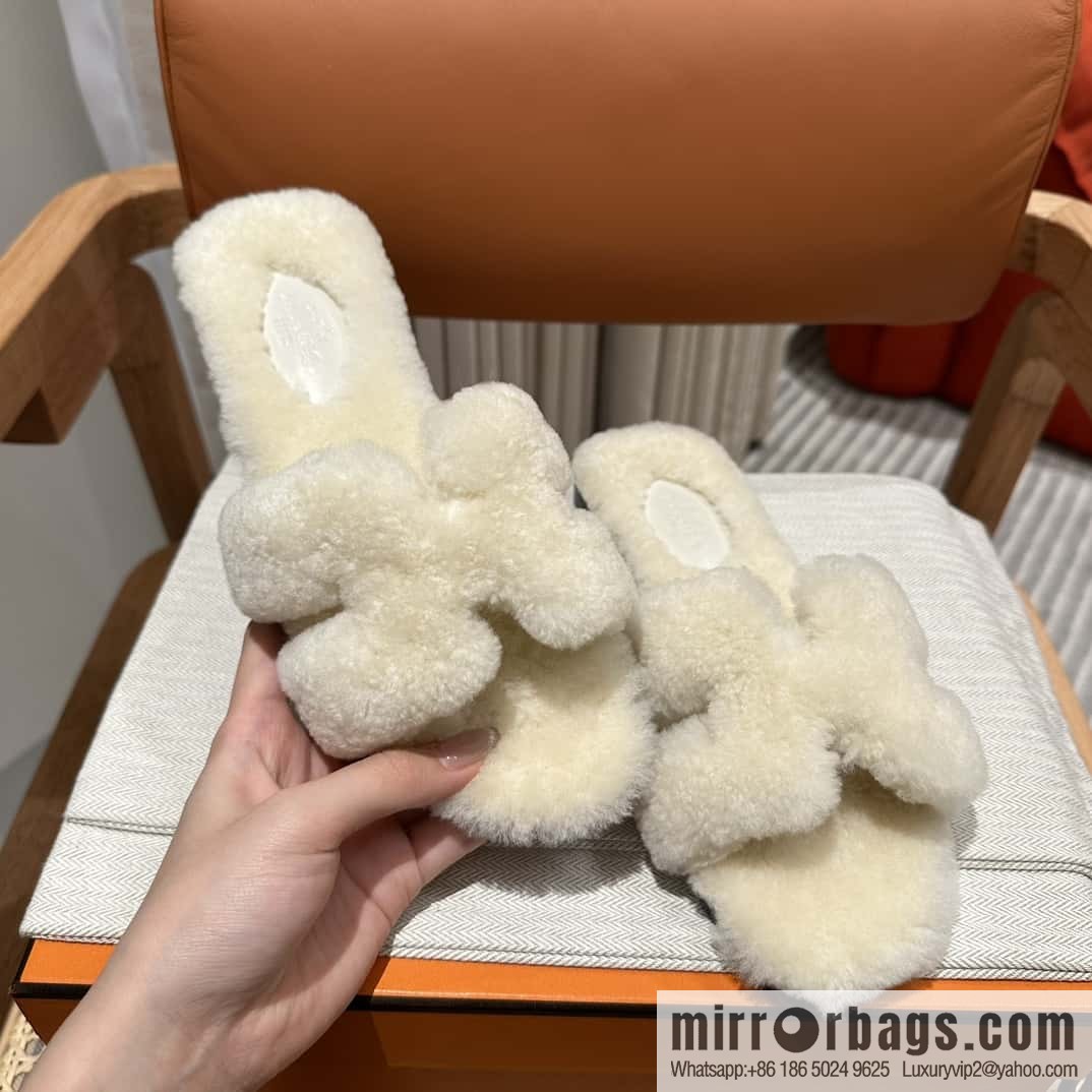 Hermès Lamb Fur H Slippers