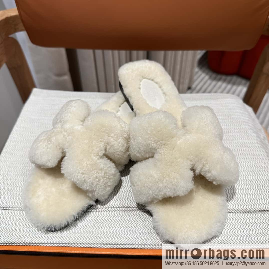 Hermès Lamb Fur H Slippers