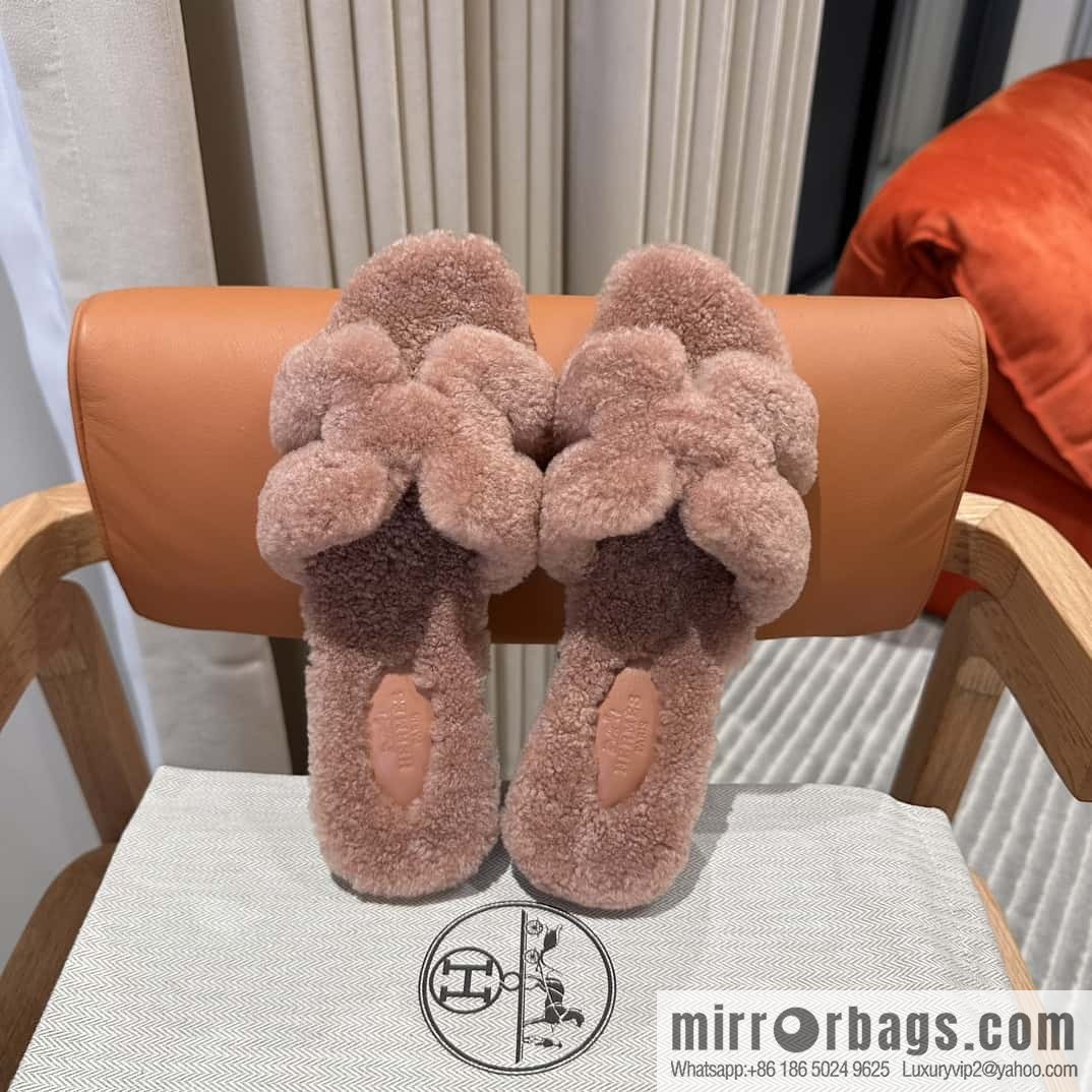 Hermès Lamb Fur H Slippers