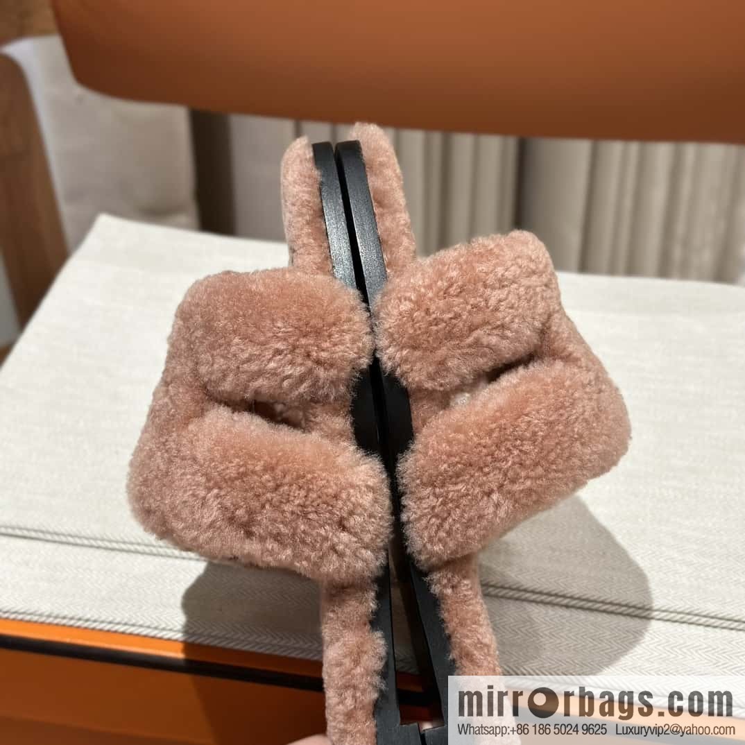 Hermès Lamb Fur H Slippers