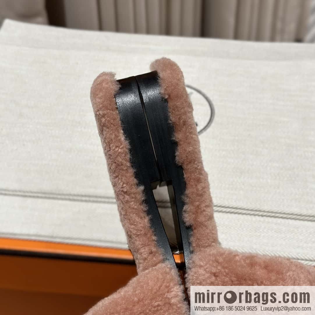 Hermès Lamb Fur H Slippers