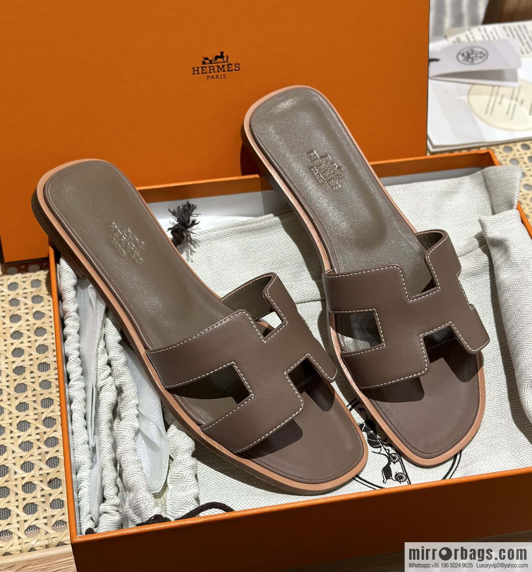 Hermès leather outsole H slippers